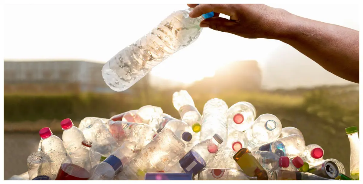 لا تتخلصي من الزجاجات البلاستيكية.. استغليها بتلك الطرق المبتكرة!
