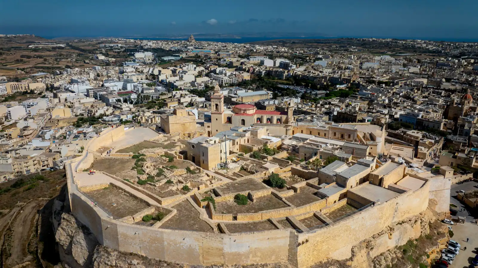 تعرف على الجزيرة الأقل شهرة في مالطا