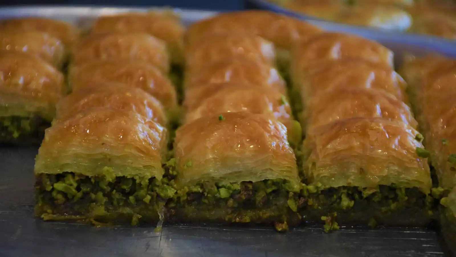 التنافس على البقلاوة يصل إلى اليونسكو