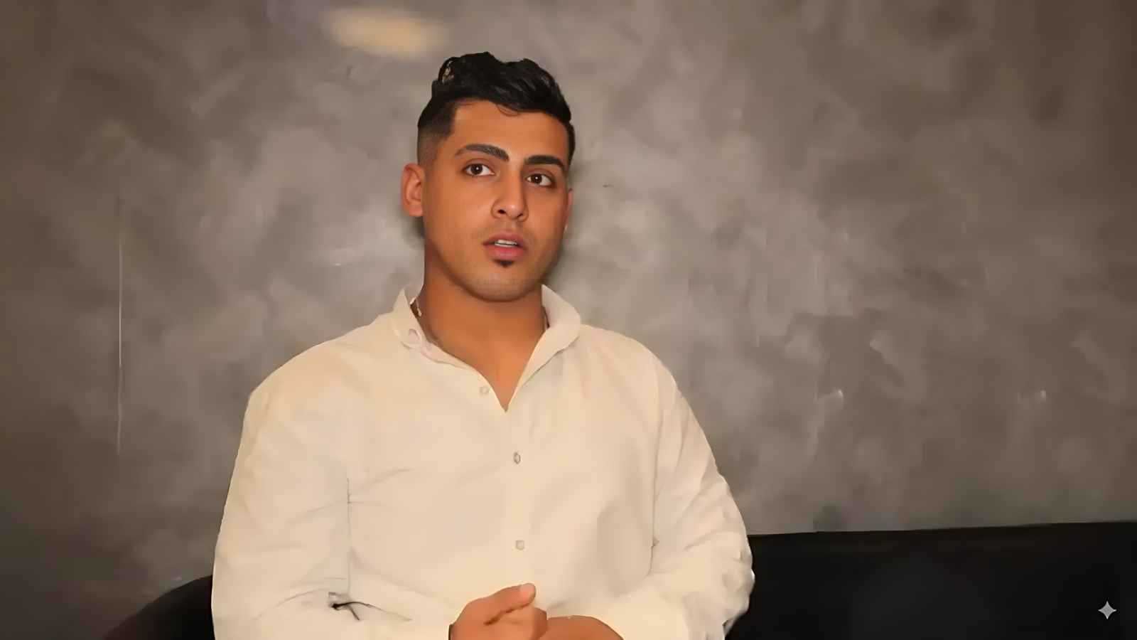 سبب إلقاء القبض على البلوغر كروان مشاكل