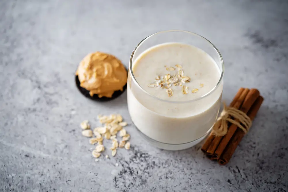 Banana and peanut butter smoothie