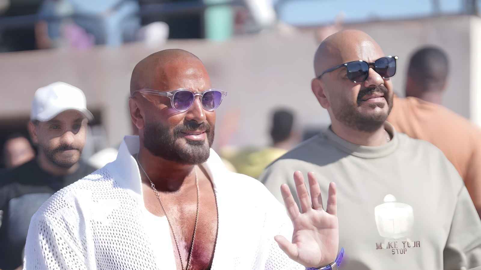 "فوشيا" يكشف تفاصيل الحكم على تامر حسني بشأن أغنية "راجعلي ليه"