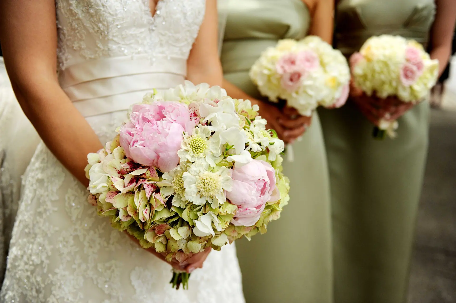 6 طرق للتحضير لموسم الأعراس