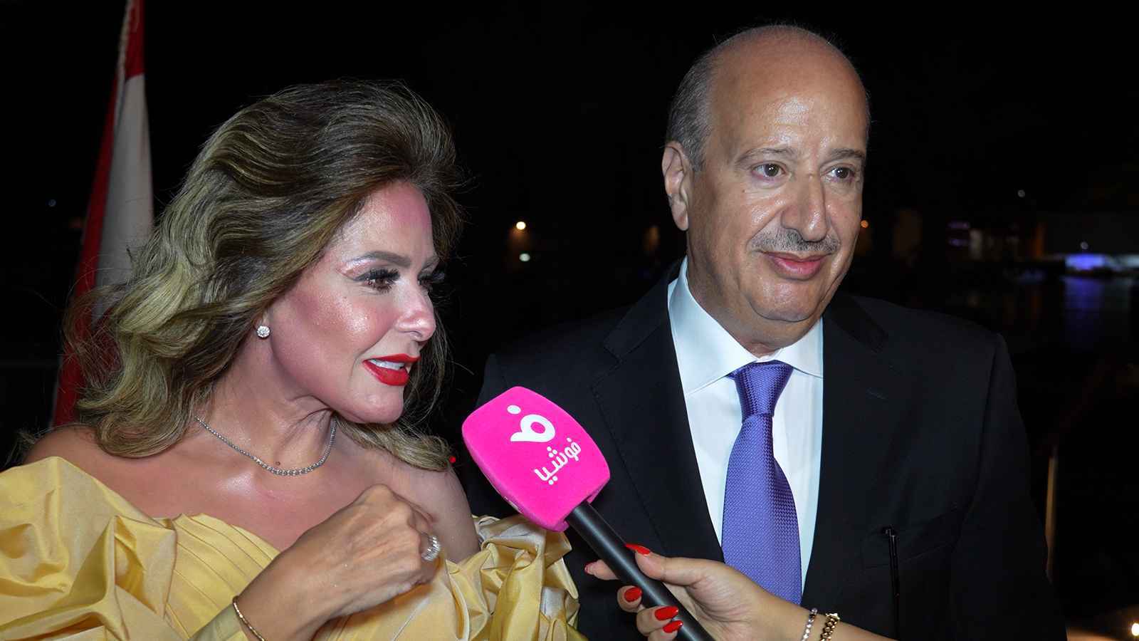 صابرين وزوجها عامر الصباح.. زواج بعد 35 عام