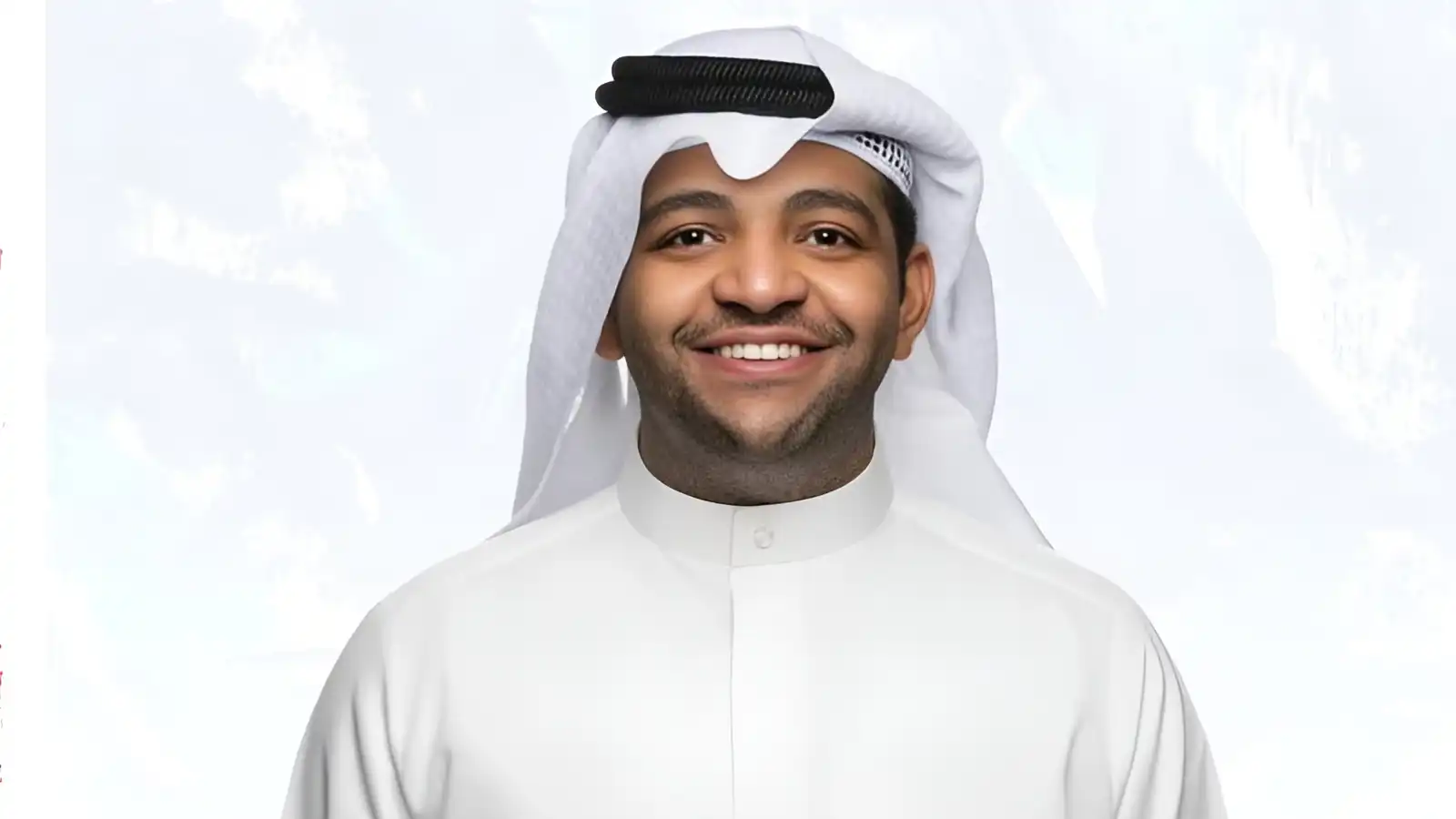 خالد المظفر يشارك صورة عائلية مع طفليه في أجواء مرحة