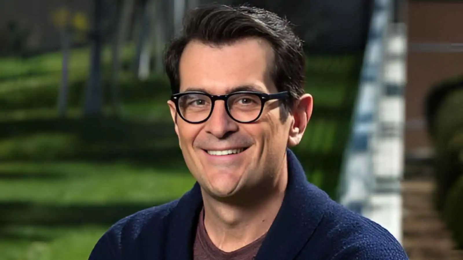 لماذا اختار تاي بوريل نجم "Modern Family" الابتعاد عن هوليوود؟