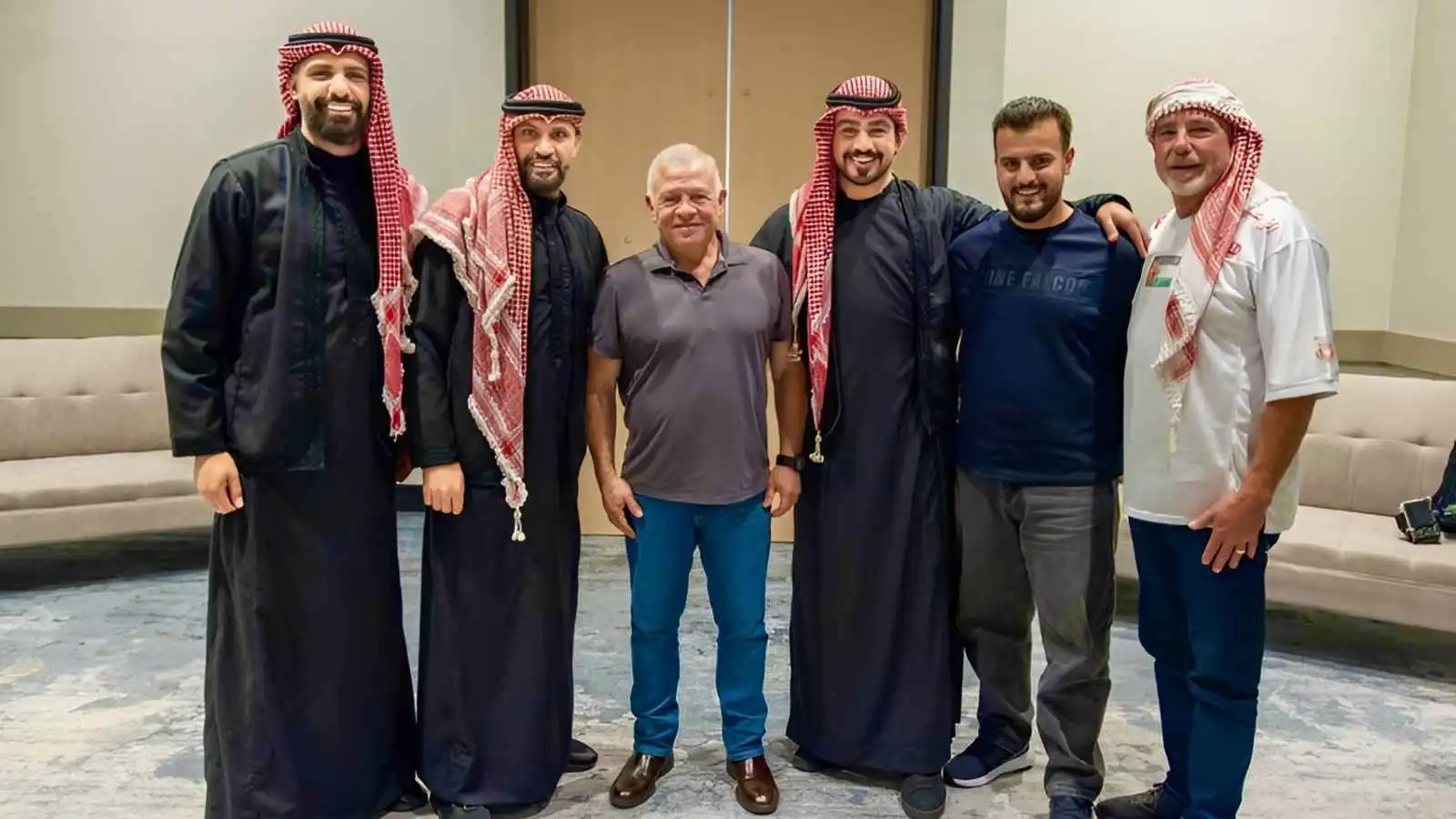 كيف تحول شبان "غماس بلدي" إلى حديث الأردنيين في كأس العالم؟