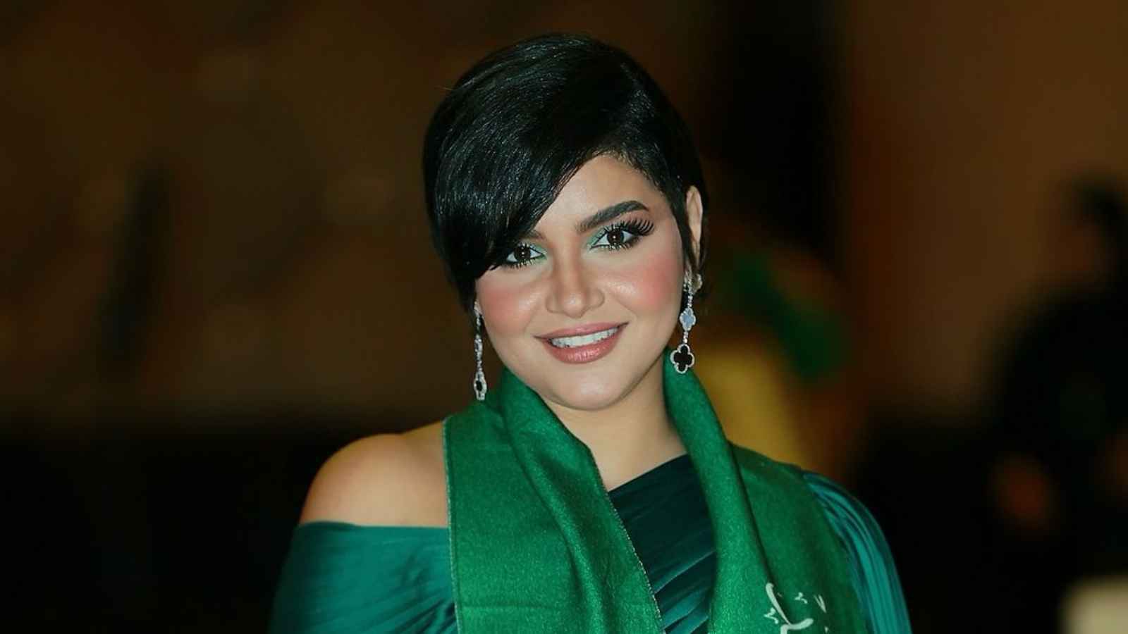 الفنانة الكويتية نورا بالألف