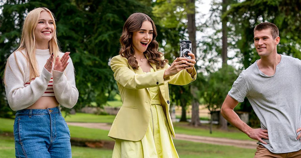مسلسل Emily In Paris