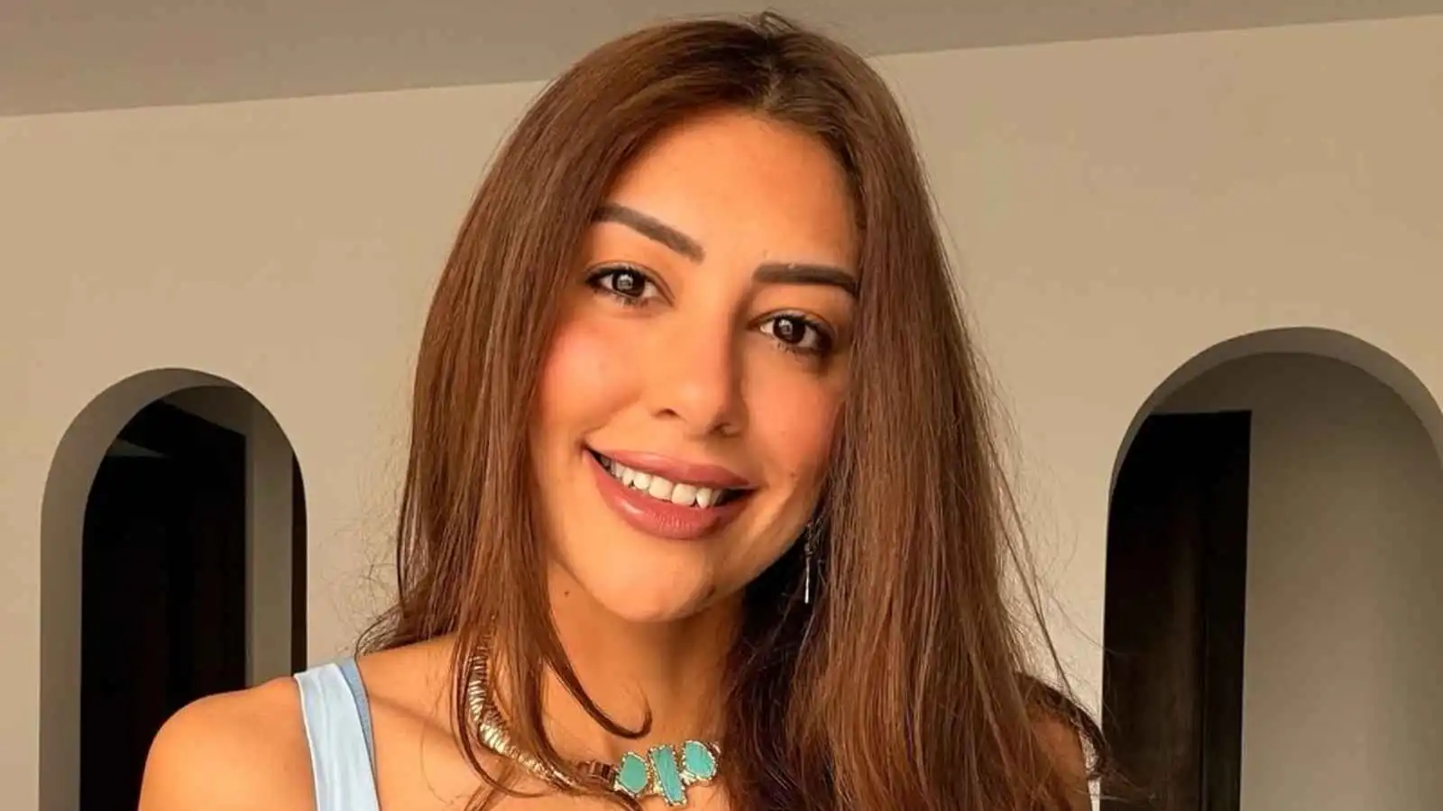 من هي ميرنا الهلباوي زوجة أحمد السعدني؟