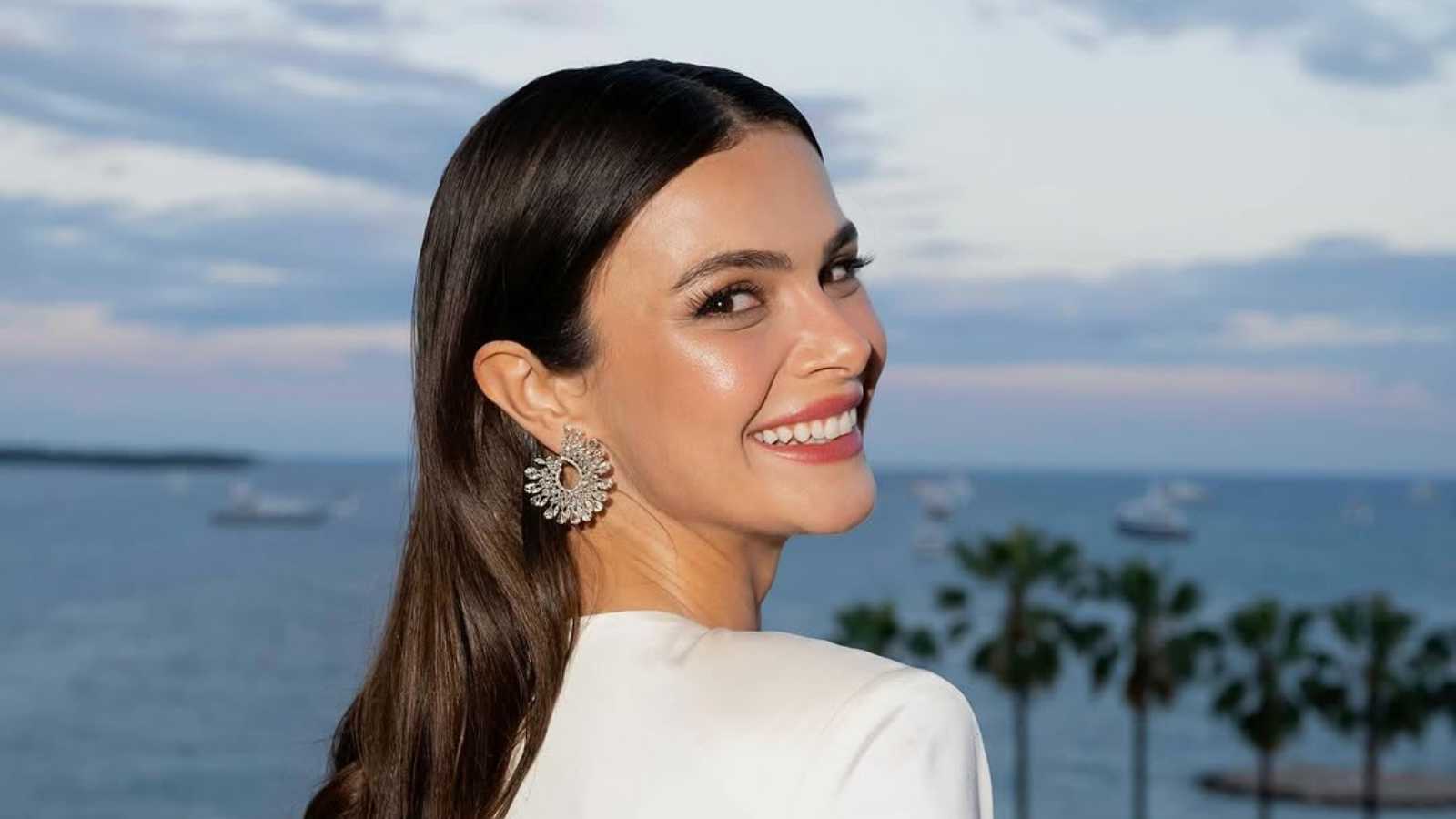 سينام أونسال نجمة "المدينة البعيدة" تعلّق على مذكرة توقيفها 