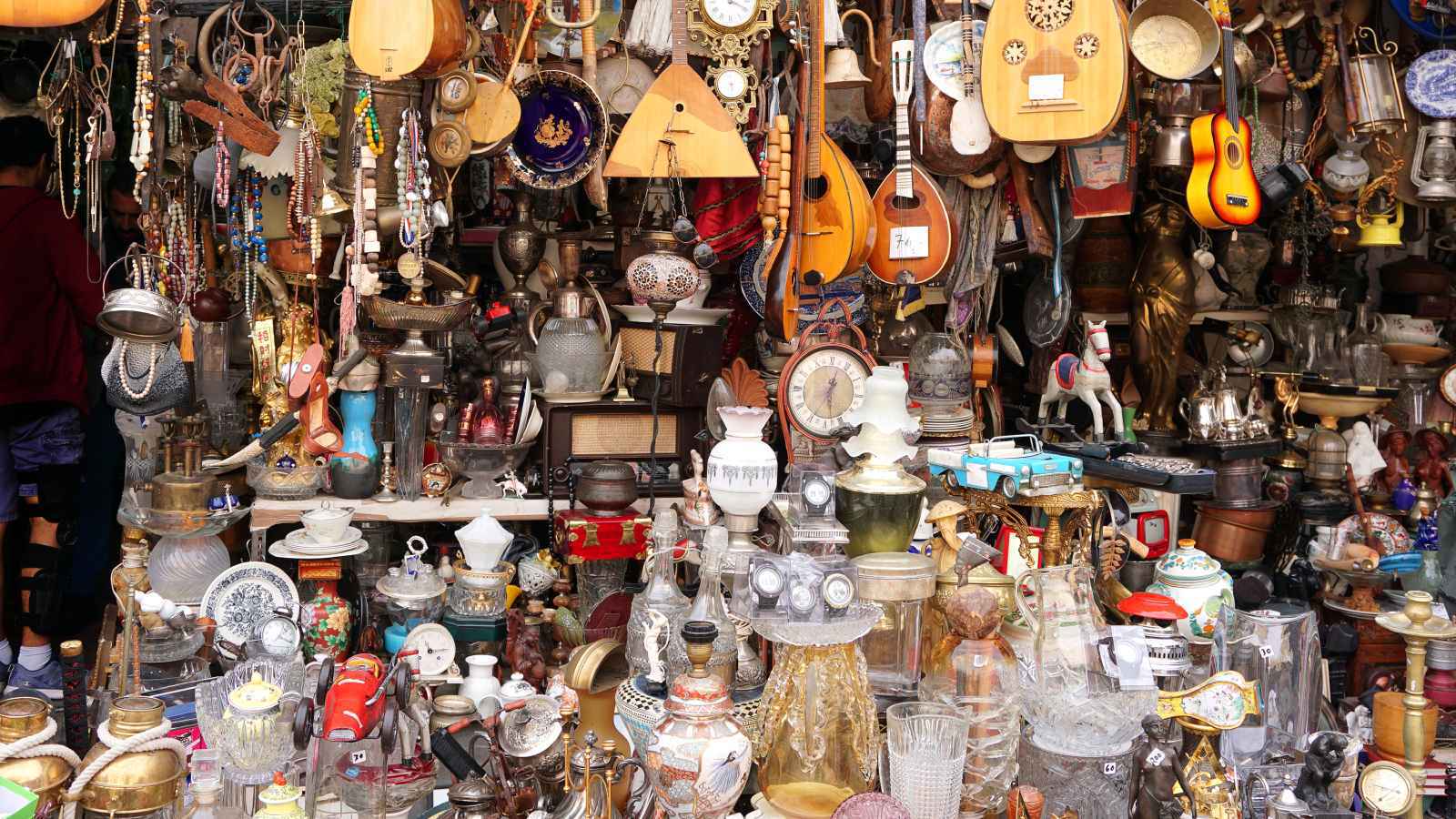 أشياء يبحث عنها المصممون في الأسواق المستعملة