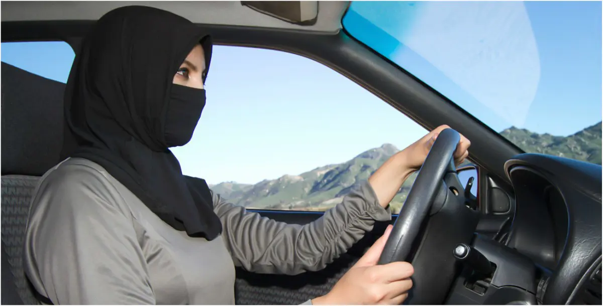 بينها عدم المنع من قيادة السيّارة.. عقود زواج السُعوديات تشهد شُروطًا جديدة!