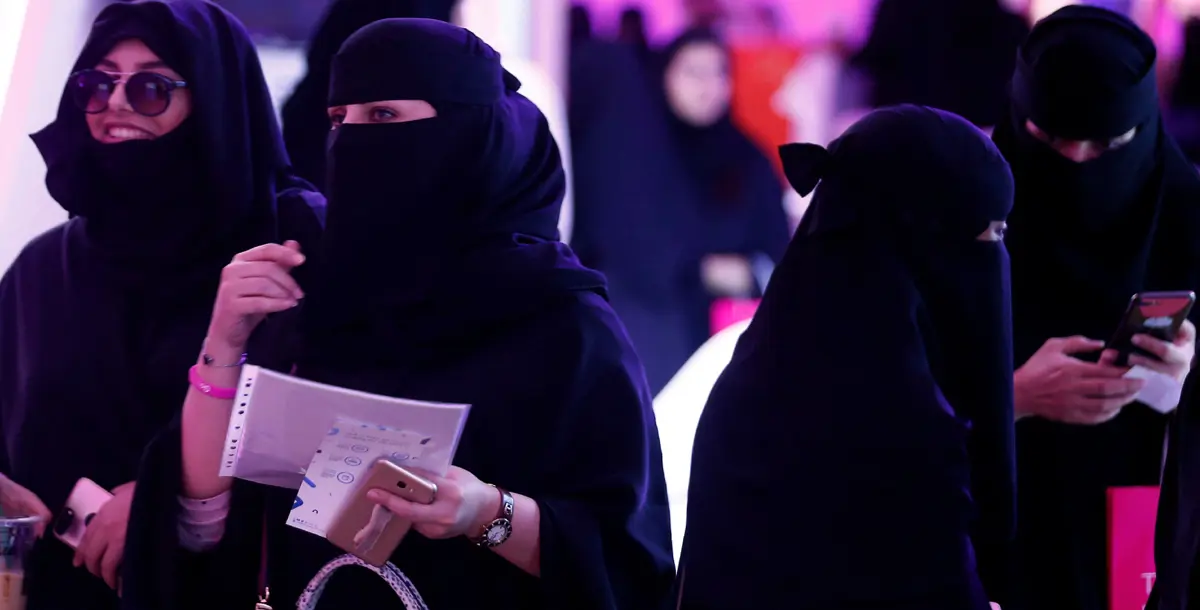 بمشاعر وعبارات راقية.. نشطاء سعوديون يحتفلون باليوم العالمي للمعلم 