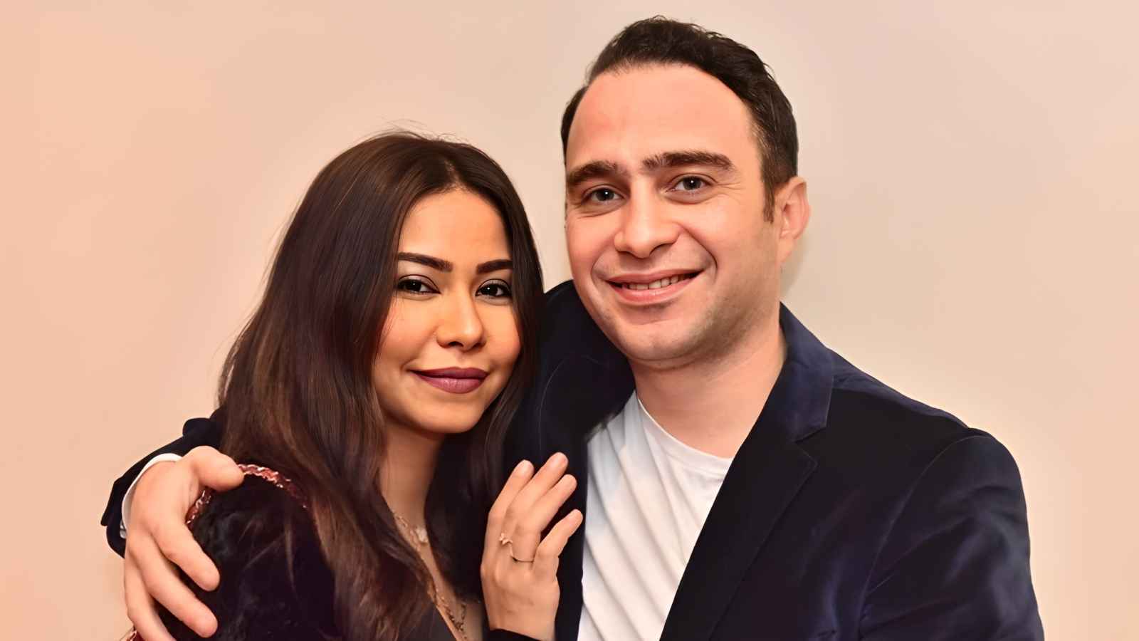 الفنانة شيرين عبد الوهاب وحسام حبيب