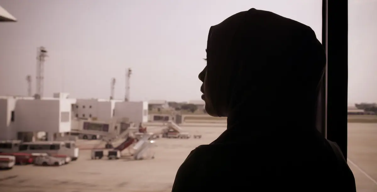 حقيقة تهديد أميرة خليجية بخلع سروالها في مطار القاهرة