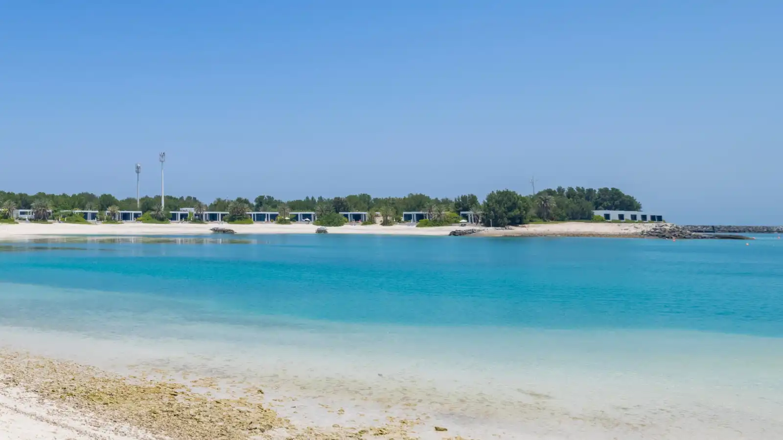 كل ما تريد معرفته عن جزيرة نوراي في أبوظبي