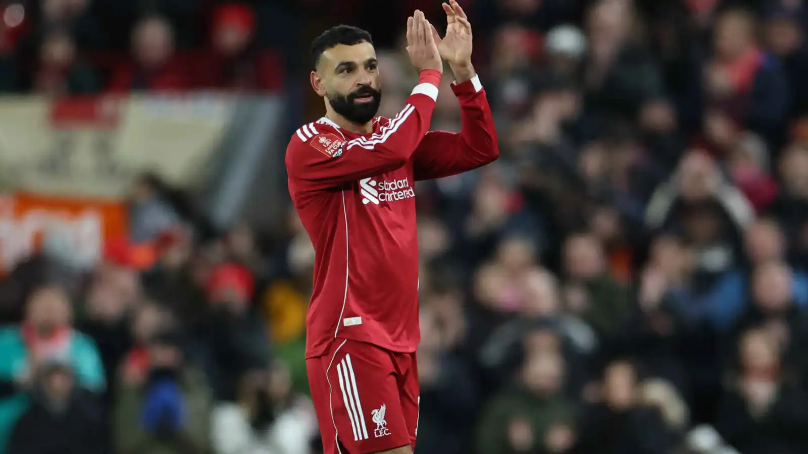 يسرا توجه رسالة مؤثرة إلى محمد صلاح بعد مغادرته ليفربول