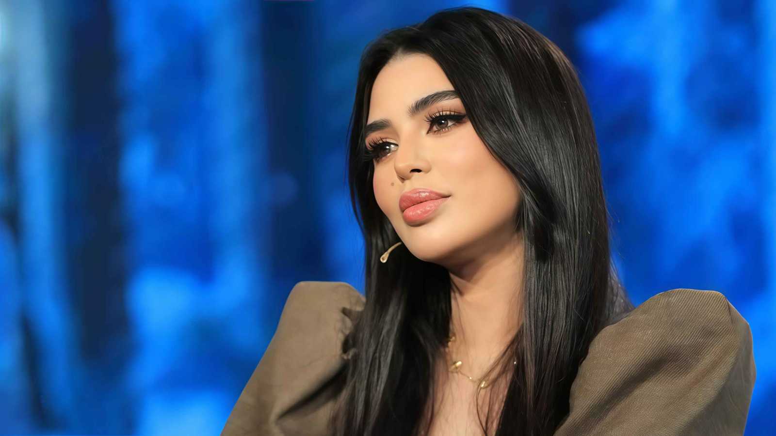 كيف ردت جليلة المغربية على منتقدي حجابها؟