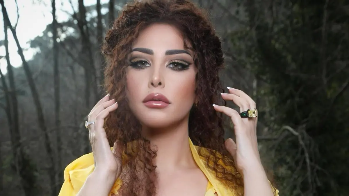 شمس الكويتية تعرض الزواج على إعلامي في بث مباشر