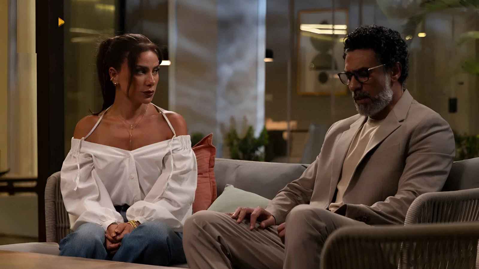 كشفت النجمة الأردنية صبا مبارك سبب اعتذارها عن المشاركة في الجزء الثاني من مسلسل وتر حساس، رغم النجاح الكبير الذي حققه الجزء الأول الذي كانت بطلتَه. وفي الوقت نفسه، حرصت على دعم الفريق الجديد للعمل، وفي مقدمتهم الفنانة غادة عادل، متمنية لهم التوفيق في استكمال المسيرة الدرامية للمسلسل 