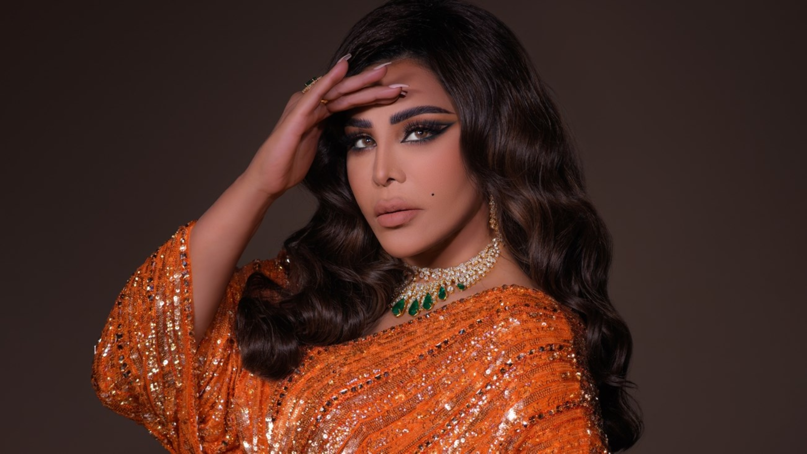 الفنانة الإماراتية 