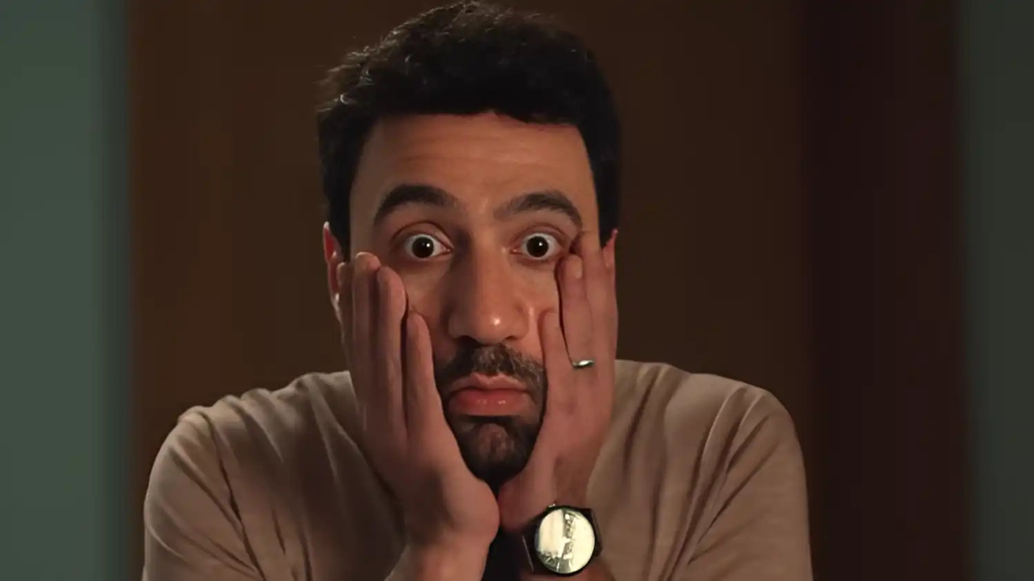 محمد سلام يخوض تحديات الأبوة المعاصرة في "كارثة طبيعية"