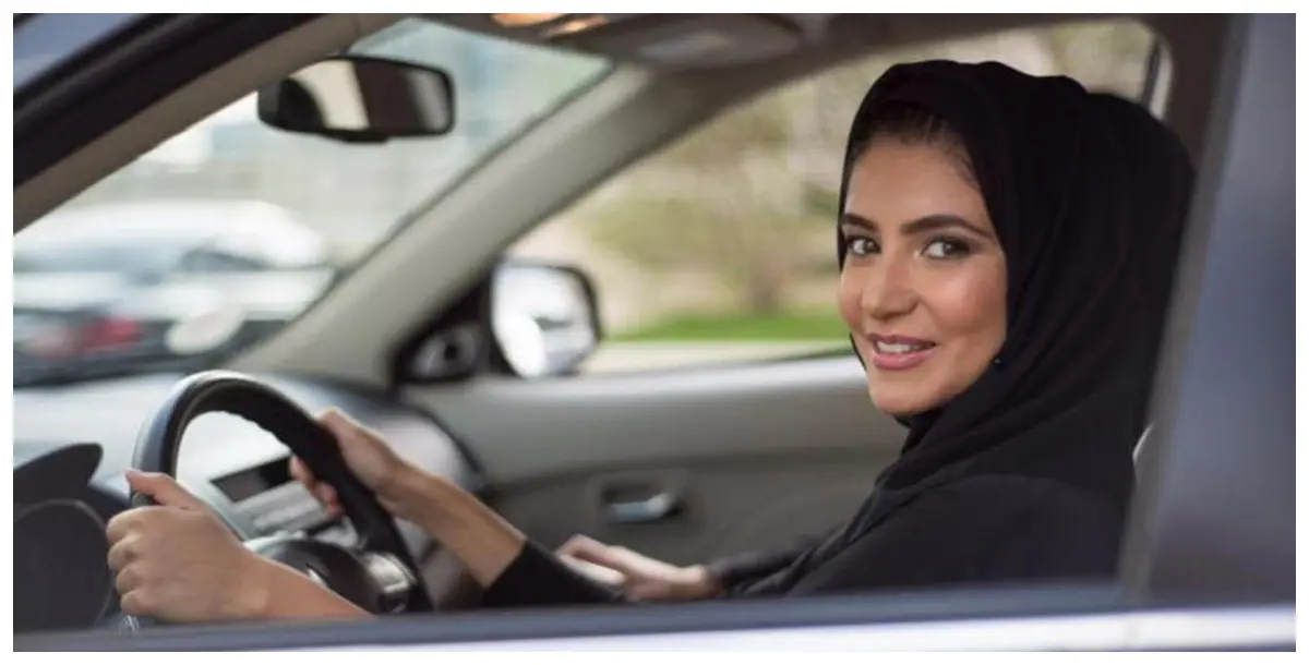 باستثناء 5 مدن.. السعوديات يختبرن معاناة غياب مدارس تعليم قيادة السيارة !