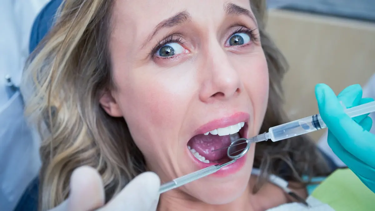 كيف تتغلبين على خوفك عند زيارة طبيب الأسنان؟