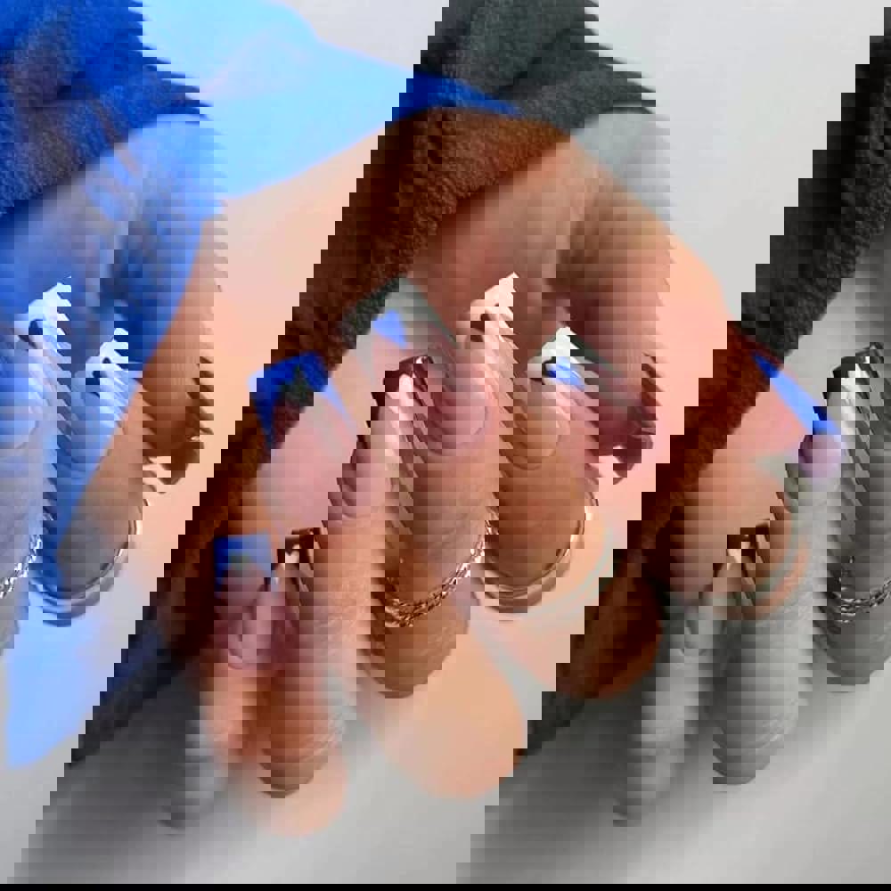 b74efe60-6361-49f3-b873-2db443847078
