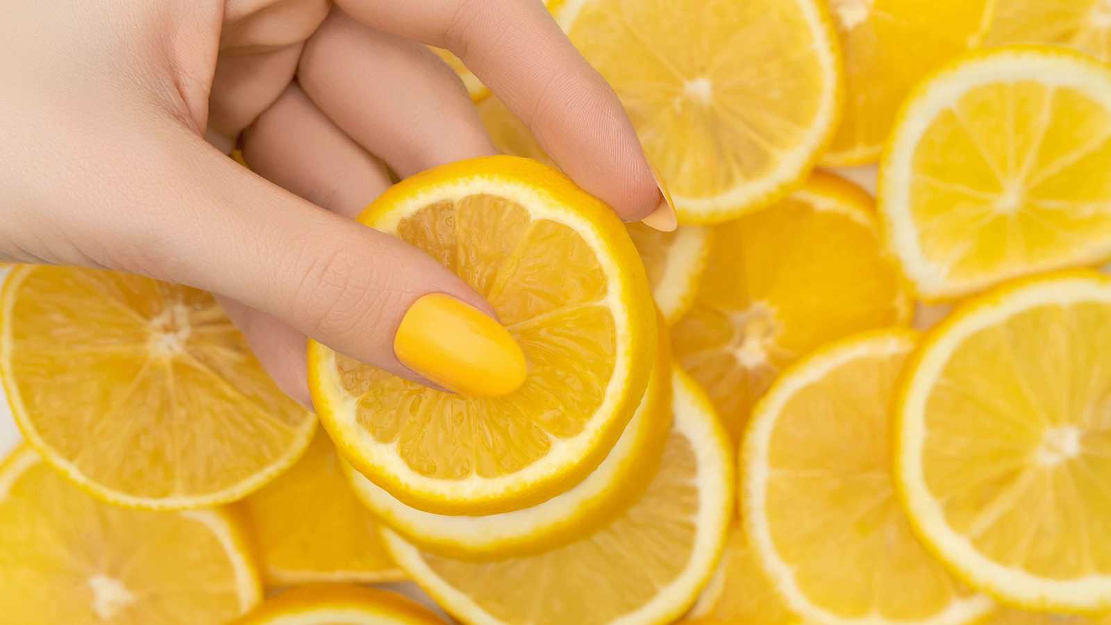 أظافر الليمون 