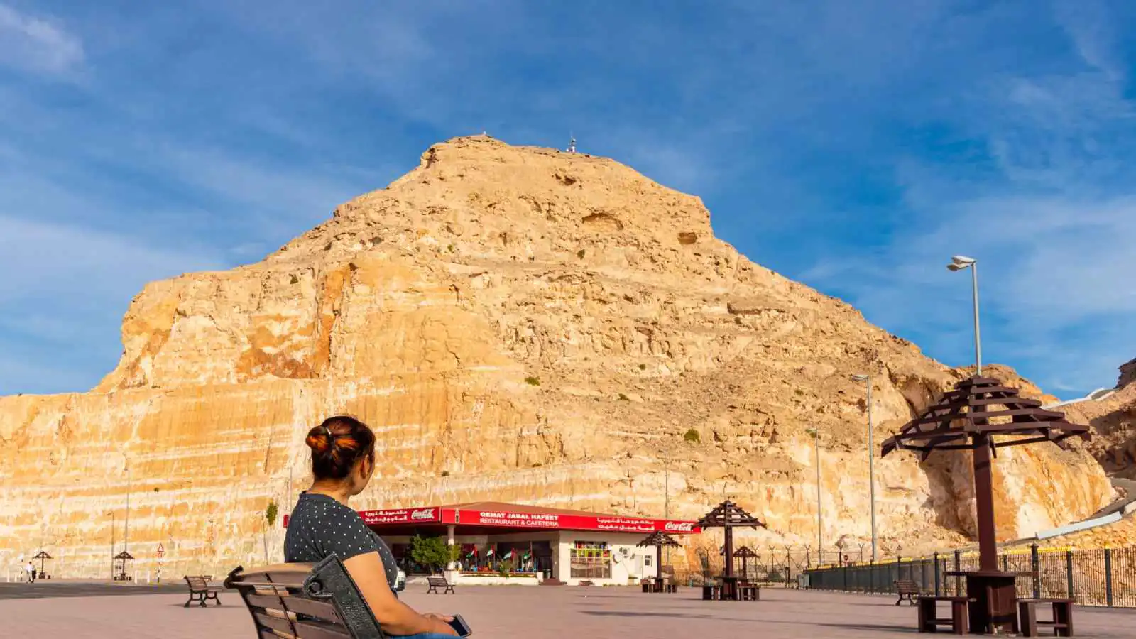أهم المعالم السياحية والأنشطة والمغامرات في جبل حفيت