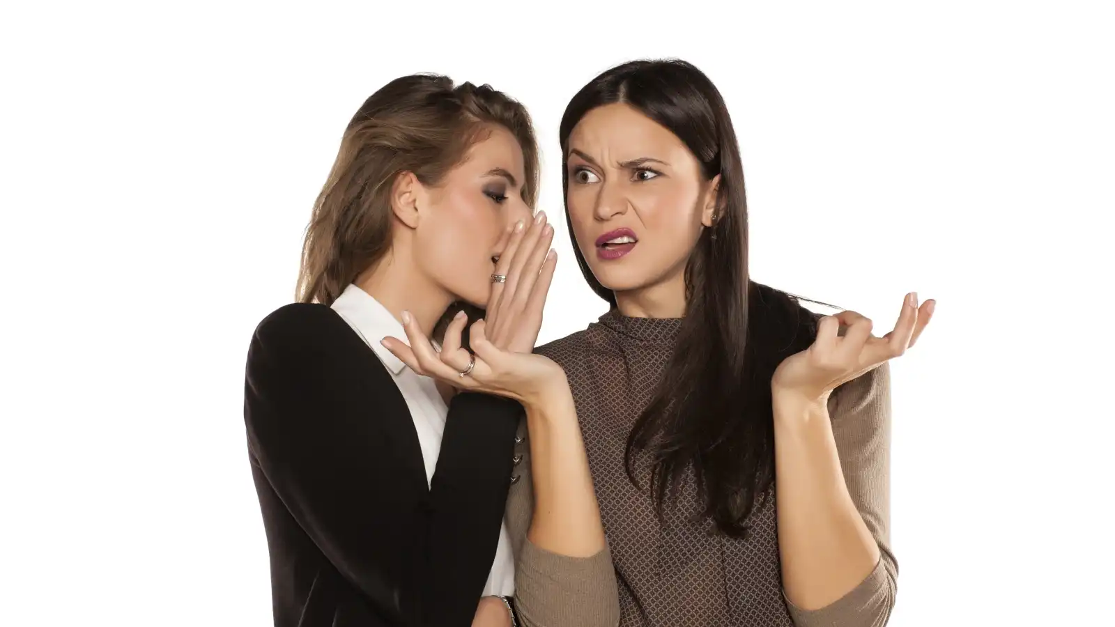 كيف تضعين حدودا واضحة للصديقة التي تتدخل في خصوصياتك؟