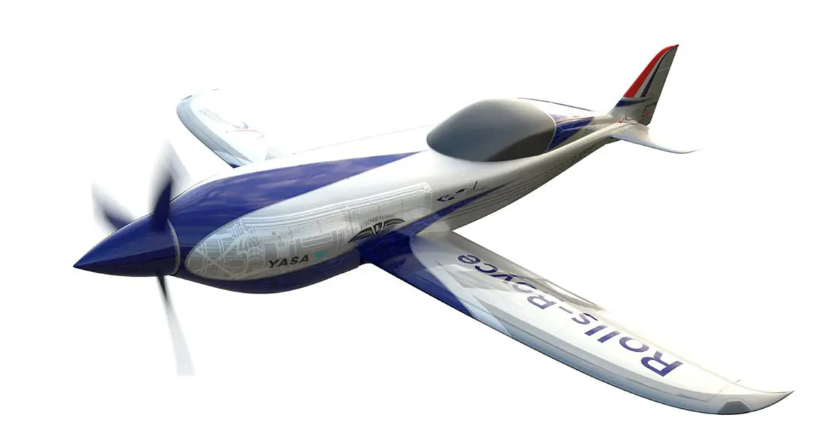 رولز-رويس ترفع الستار عن أسرع طائرة كهربائية في العالم