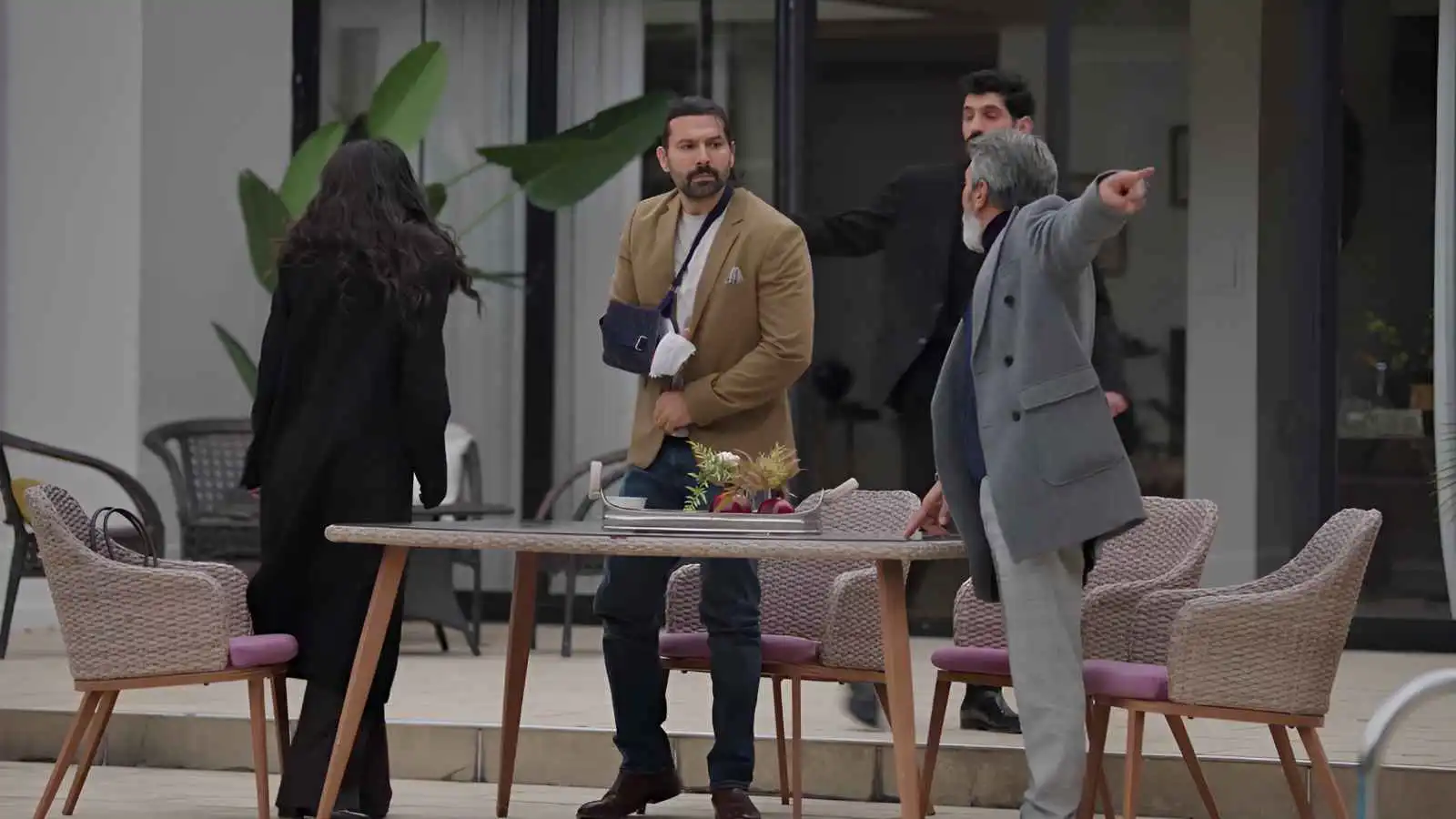 اعتراف صادم ومخطط خطف في مسلسل "ليل" الحلقة 43
