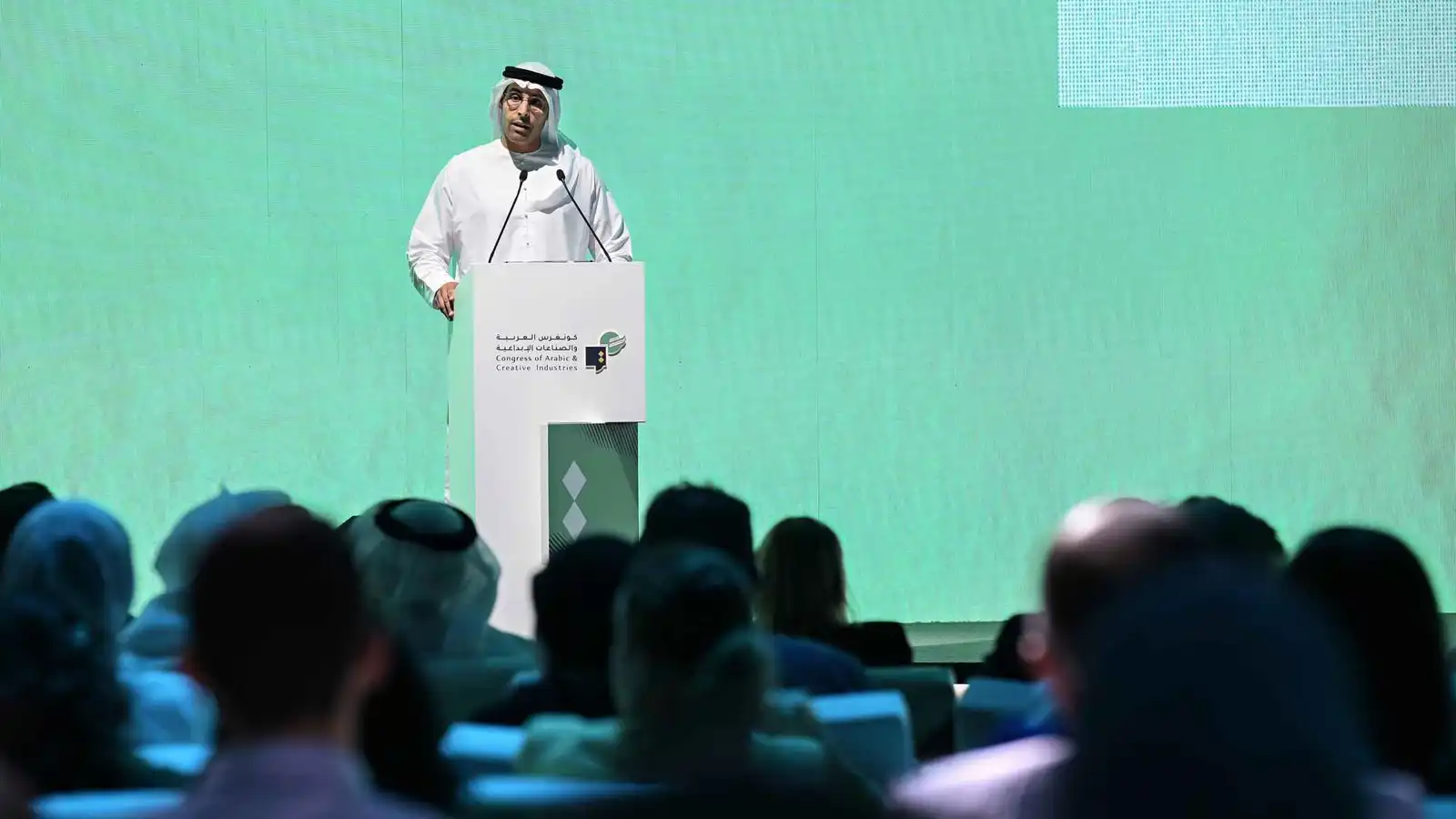 أبوظبي تطلق مبادرة رقمية تُعيد إحياء الأدب العربي عالميًا