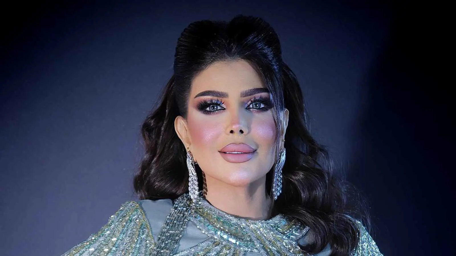 إلهام الفضالة تهدد فنانة: طفح الكيل وسأدمّرك!