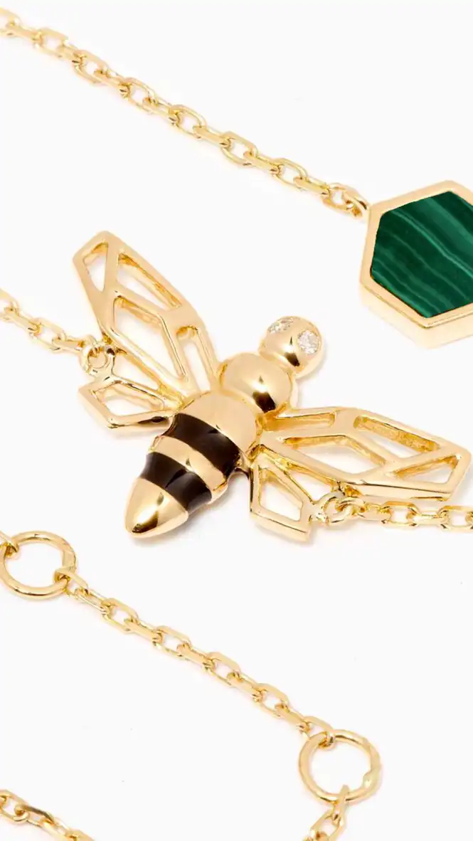 لانا آل كمال... شغف مرسوم بالذهب