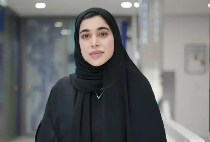 حنان الدرمكي، مدير مركز التعلم والتعليم وأستاذ مساعد في قسم معالجة اللغة الطبيعي