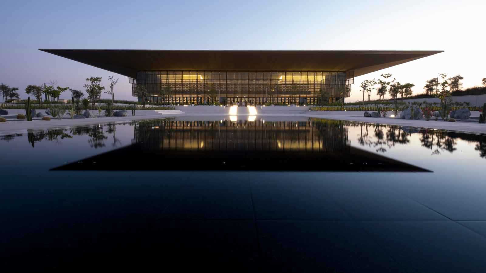 تعرَّف على بيت الحكمة نموذج مكتبات المستقبل بالشارقة 