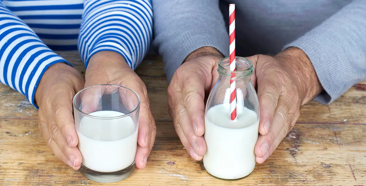 هل يجب على المسنين شُرب الحليب؟