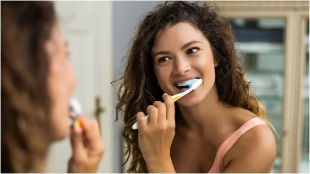 هل بدائل معجون الأسنان فعالة حقاً؟