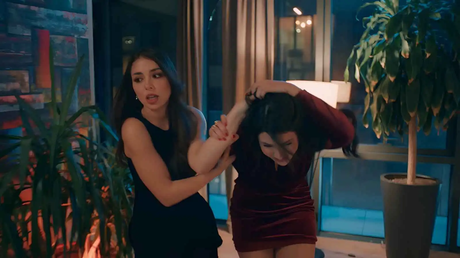 مسلسل "حب ع ورق" الحلقة 74.. لين تفسد خطة رونا