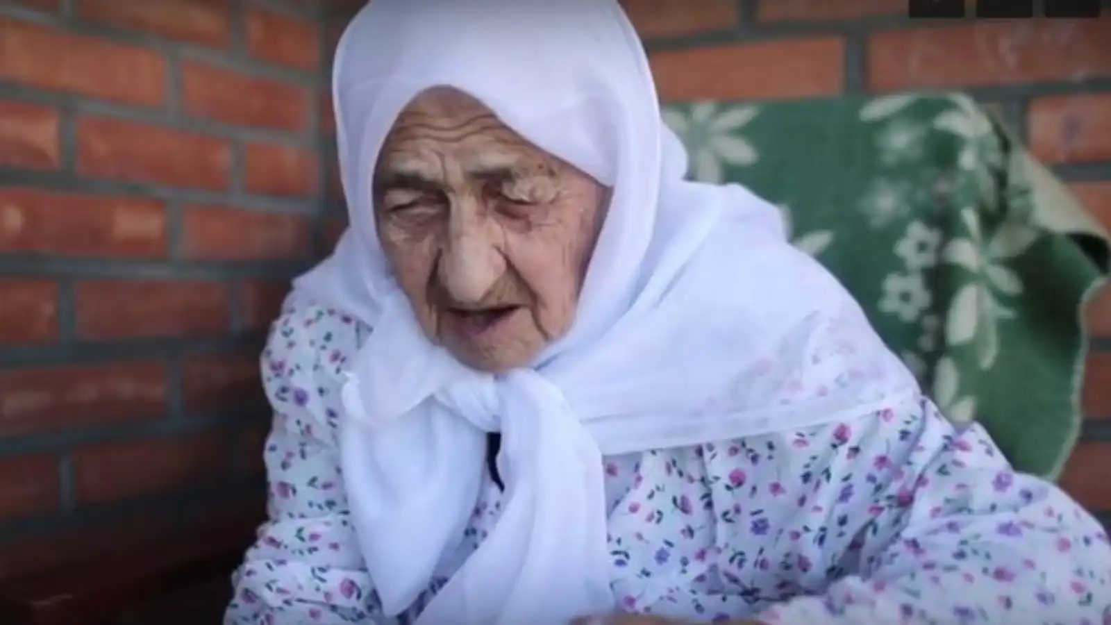 وفاة كوكو إسطنبولوفا أكبر معمرة في العالم عن 137 عاما