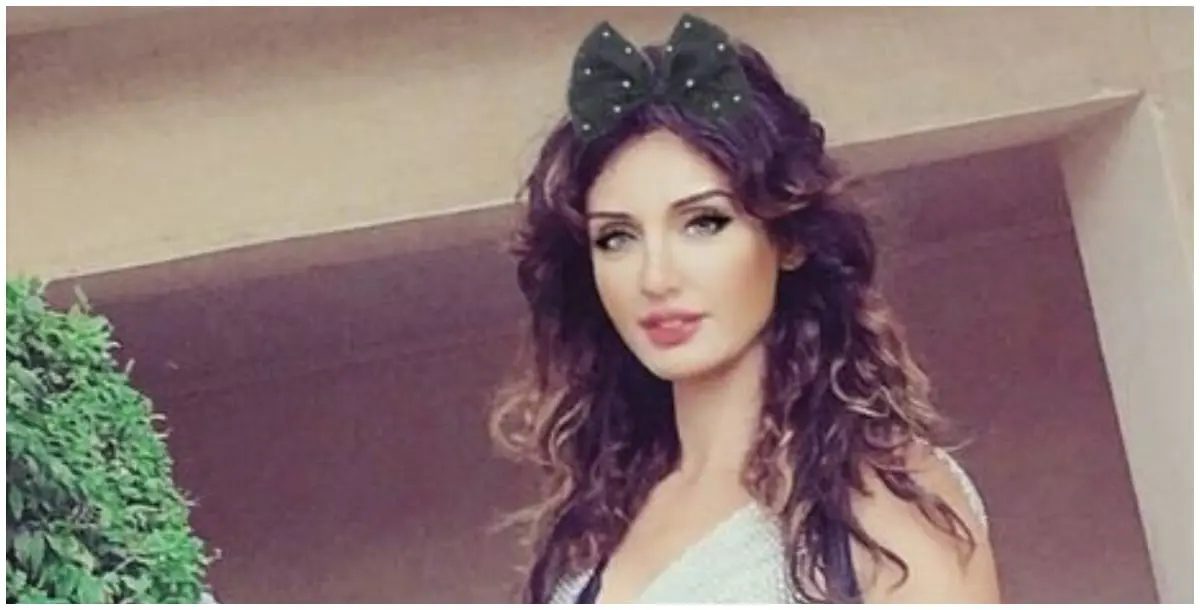 سارة ابنة أحمد بدير ترد على سخرية مي العيدان من والدها