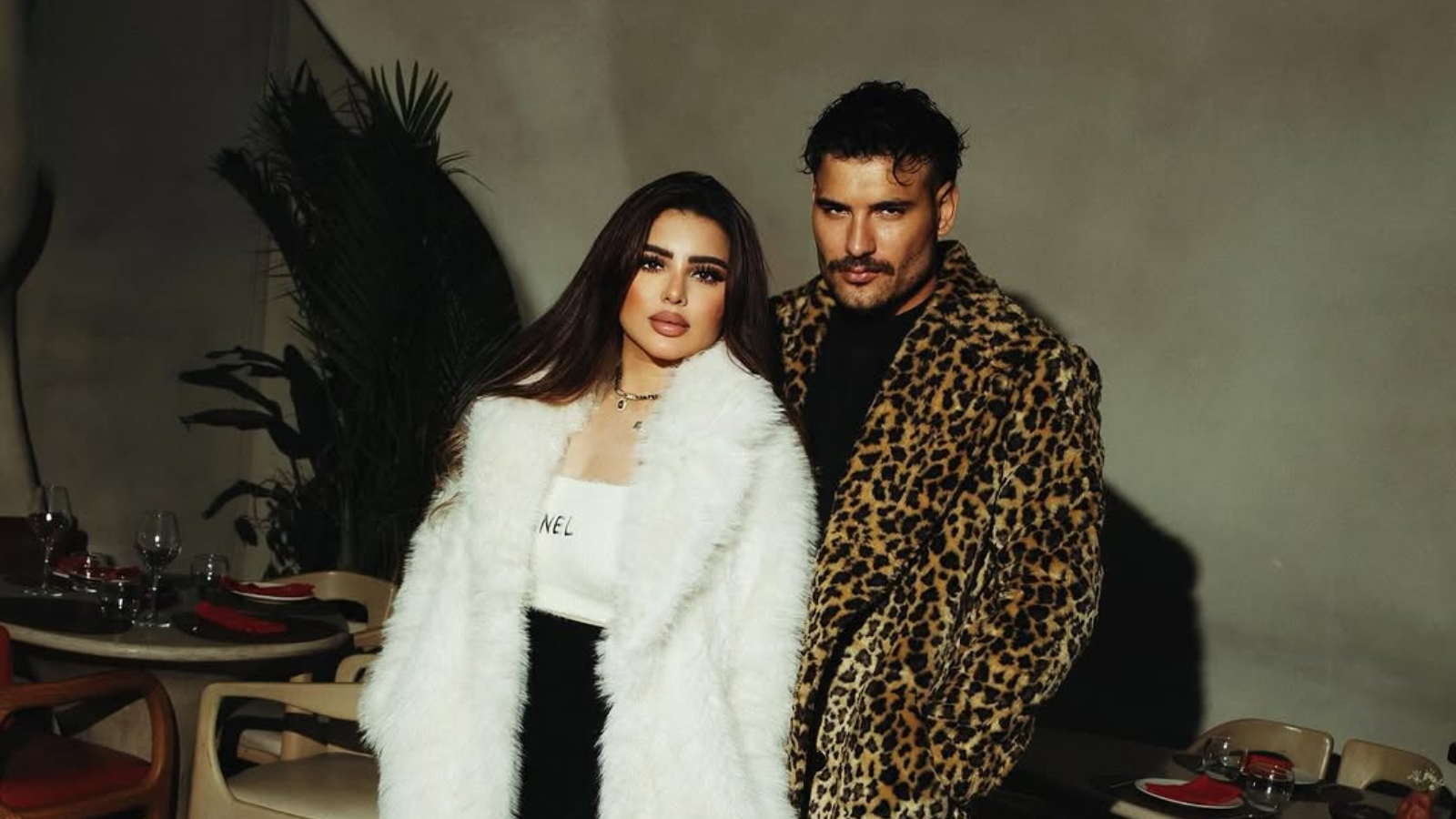 مسلم يفاجئ الجمهور بظهور زوجته في "إيه يا حلوة" 