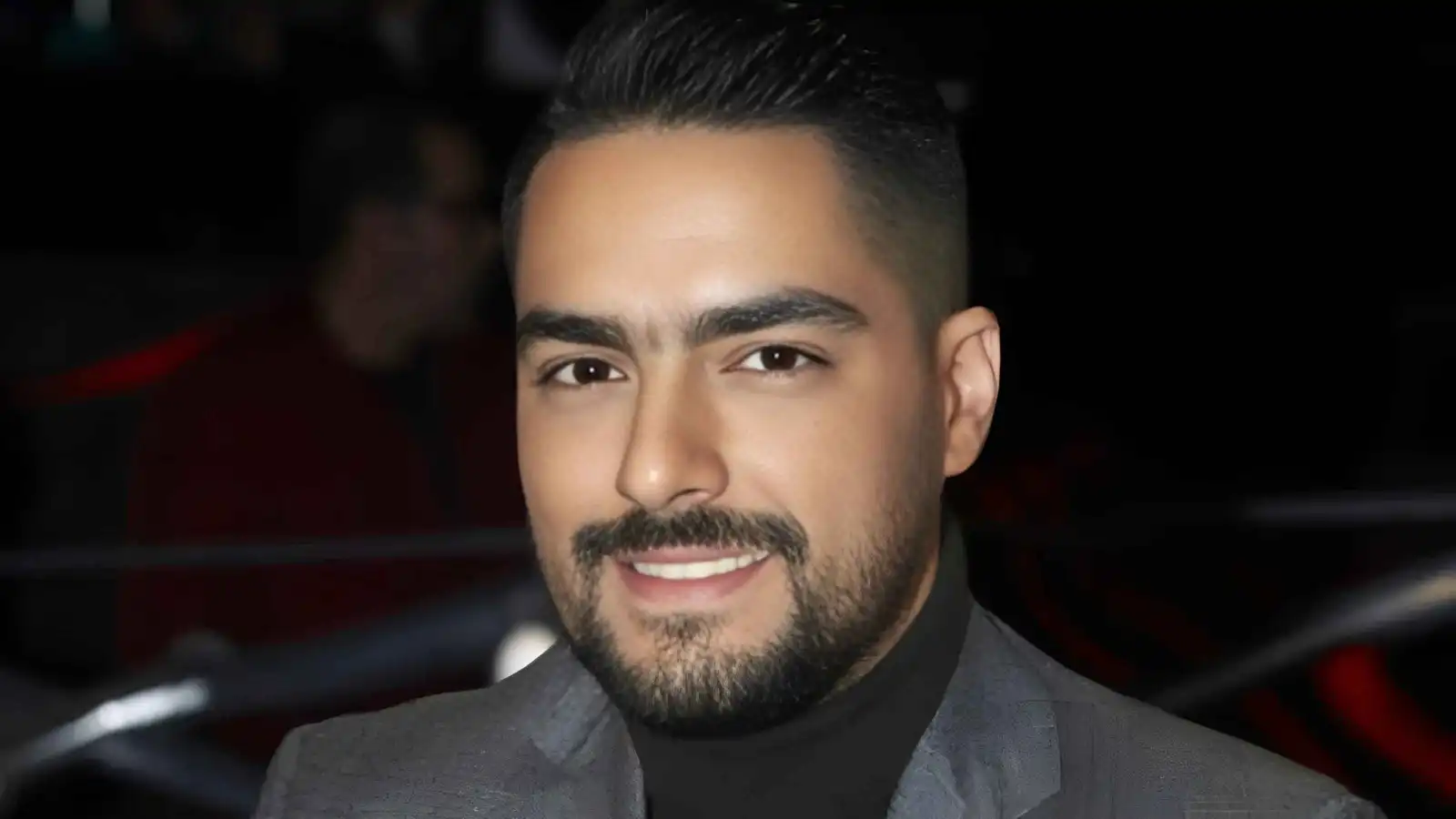 ماذا يفعل حسن الشافعي ومحمد الشاعر في أمستردام؟