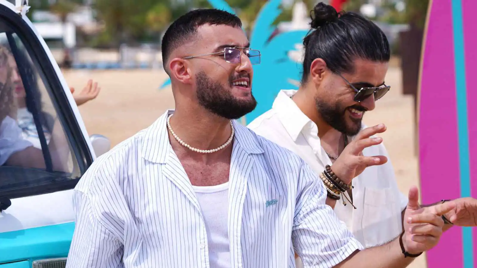 بفيديو عفوي ناصيف زيتون وزهير بهاوي يحتفلان بإطلاق "يا مسافر"