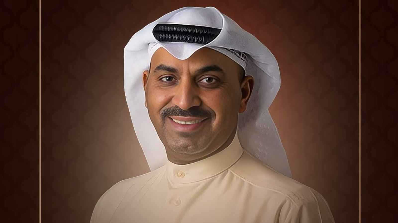 ماذا قال طارق العلي عن مسرحية "طال عمره" لـ ناصر القصبي؟