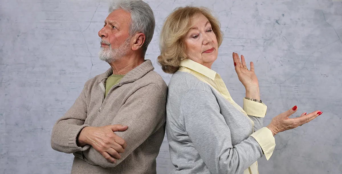 هل تتحمل المرأة وجع الطلاق في سن الخمسين؟